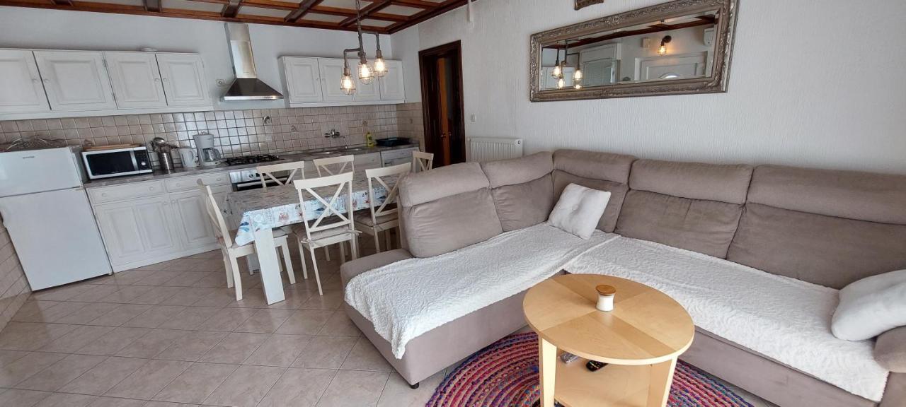 Apartman Sanja Kampor Exteriör bild