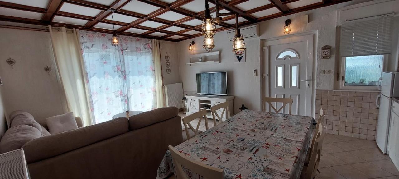 Apartman Sanja Kampor Exteriör bild